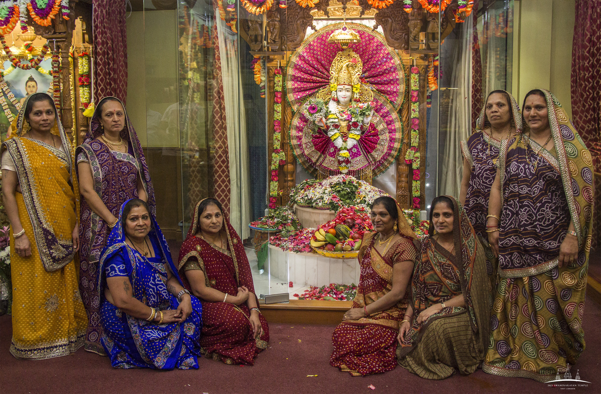 6105 - ©1987-2017 SKS Swaminarayan Temple East London